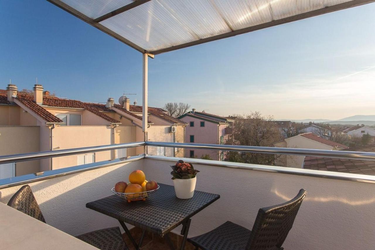 Apartments Adrijana Malinska Exterior photo