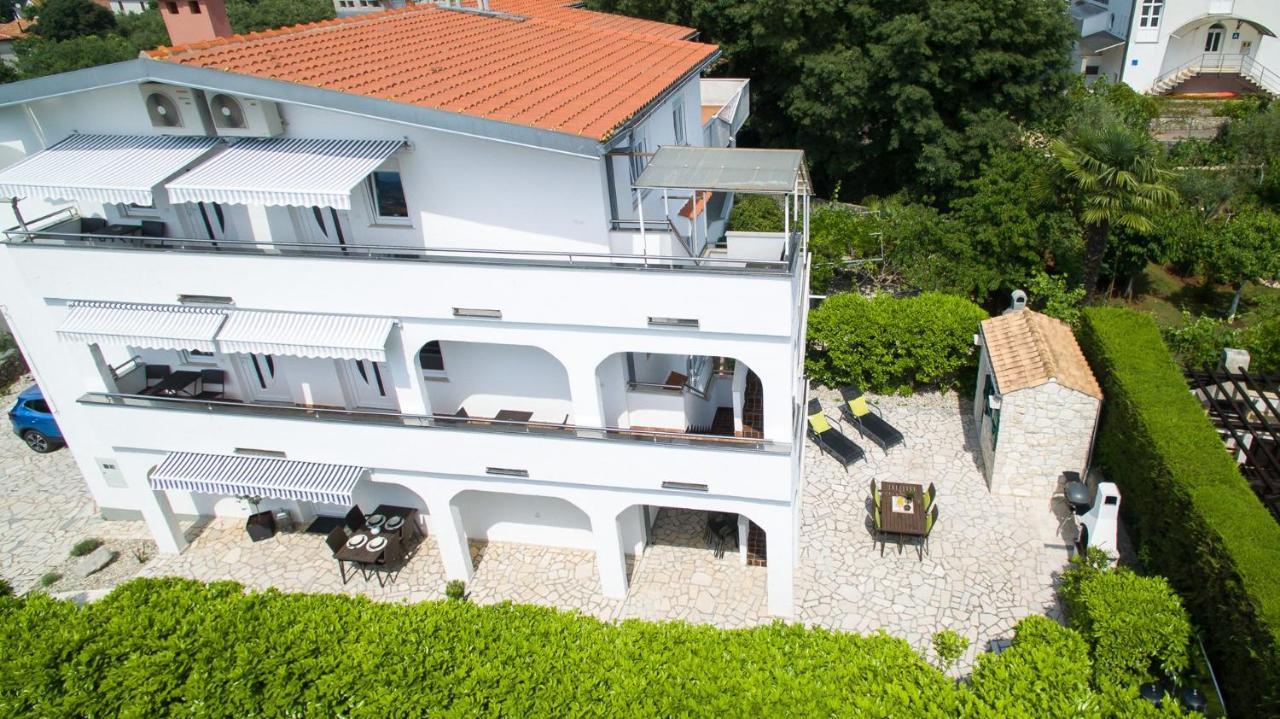 Apartments Adrijana Malinska Exterior photo