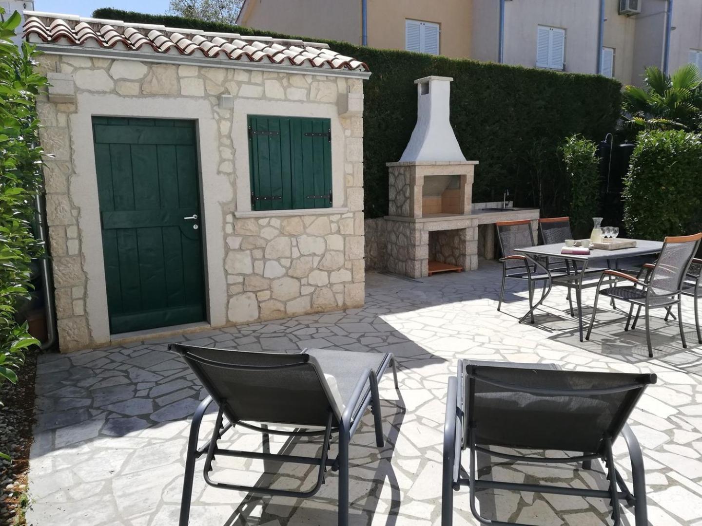 Apartments Adrijana Malinska Exterior photo